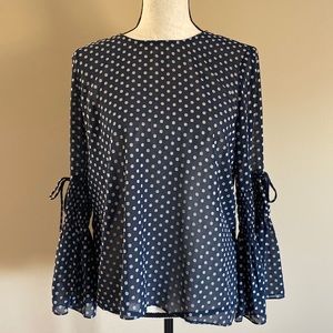 Current Air Sheer Navy and Cream Blouse Size Small